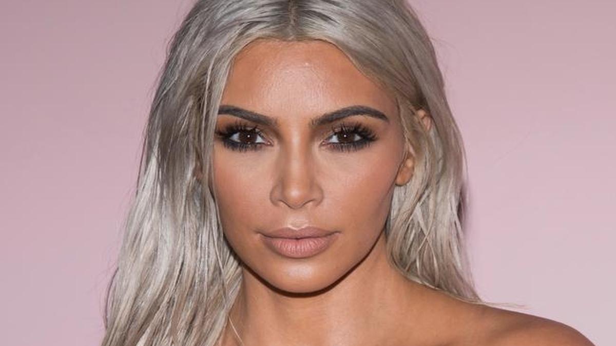 Kim Kardashian asiste al show del diseñador Tom Ford como parte de la Semana de la Moda de Nueva York, el 6 de septiembre.