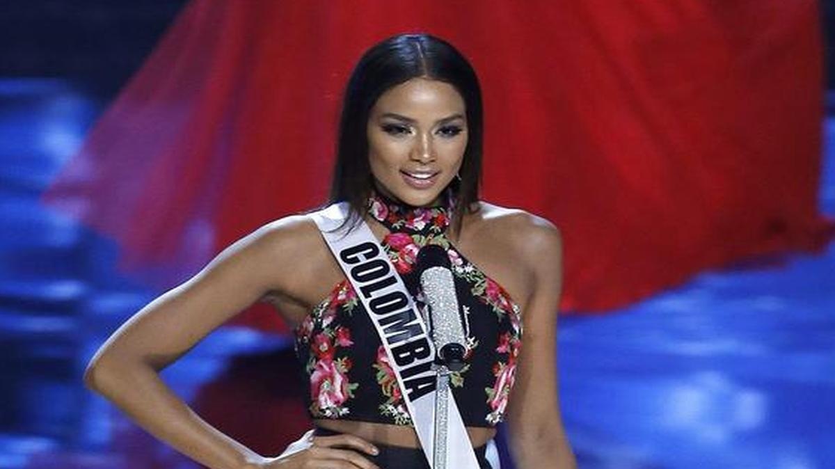 Fotografía facilitada el 27 de enero de 2017 que muestra a la candidata colombiana a Miss Universo, Andrea Tovar durante una prueba preliminar del concurso de belleza Miss Universo en Pásay, Filipinas.