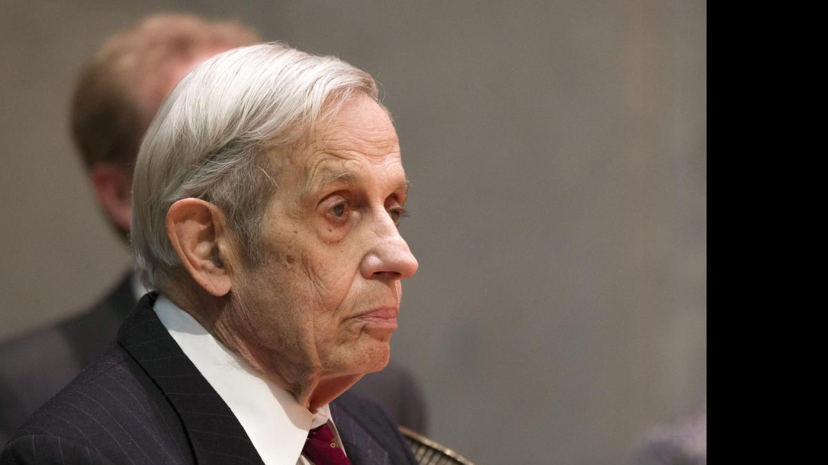 
El matemático estadounidense John Nash durante una reunión en Oslo, Noruega, el 19 de mayo de 2015.
