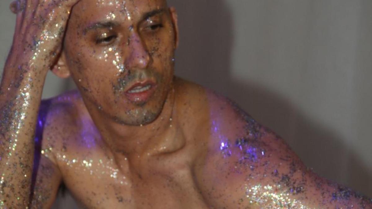 Lázaro Godoy presenta ‘Medaka’ en el Miami Dade County Auditorium Black Box.