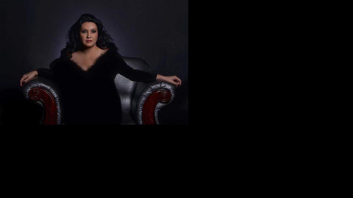 
La actriz cubana Beatriz Valdés hace su debut como directora en la comedia negra ‘Brujas’. 
