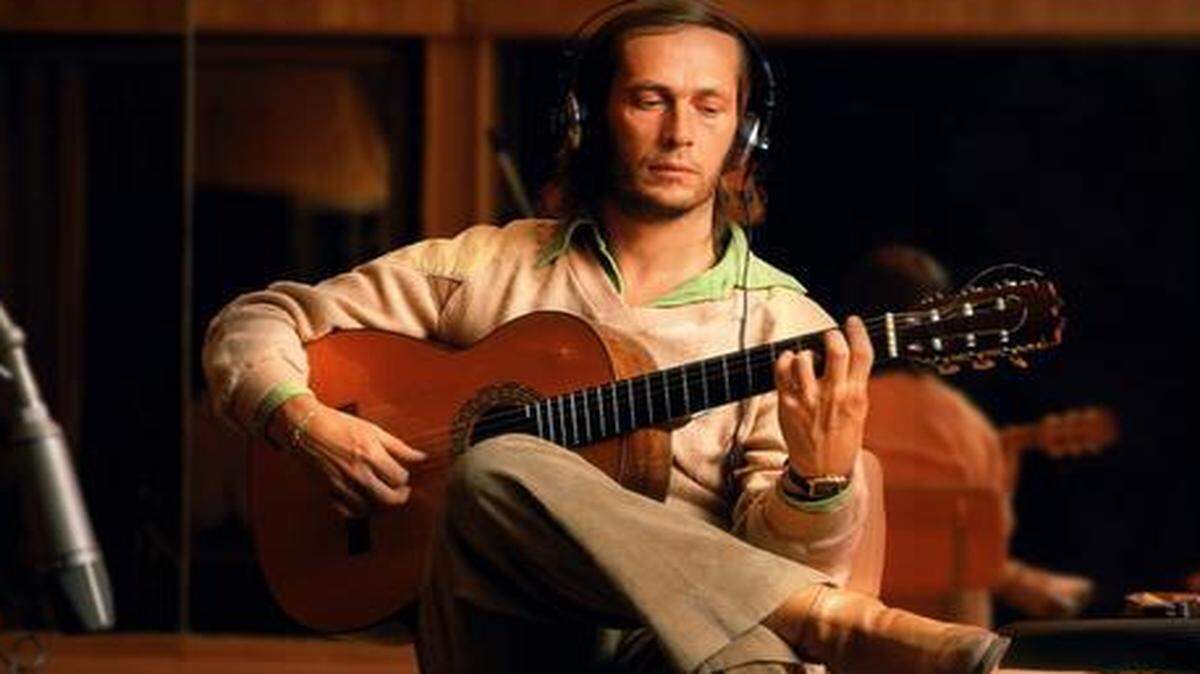 
El documental ‘Paco de Lucía: la búsqueda’ fue realizado por Curro Sánchez, hijo del fallecido guitarrista. 

