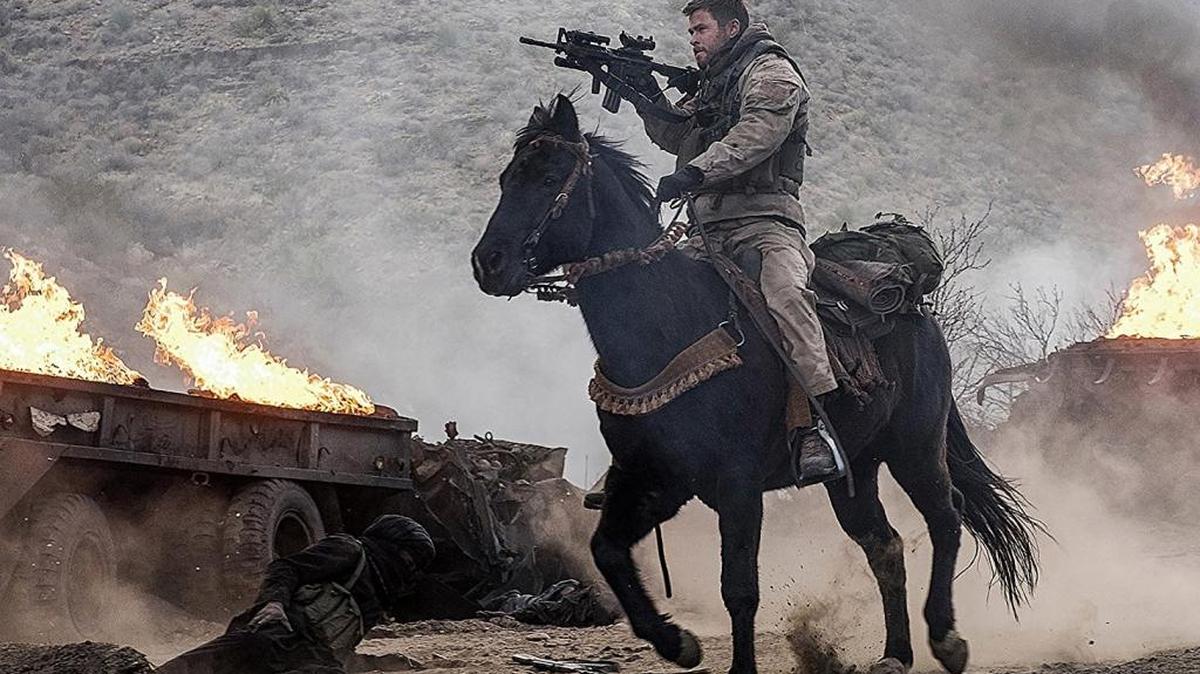 Chris Hemsworth en ‘12 Strong’.