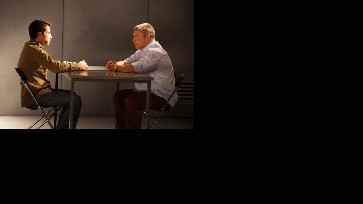 
Mosab Hassan Yousef y Gonen Ben Yitzhak en el documental ‘The Green Prince’, dirigido por Nadav Schirman.
