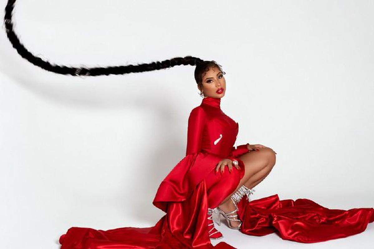 Cyn Santana en conquista del mercado musical latino