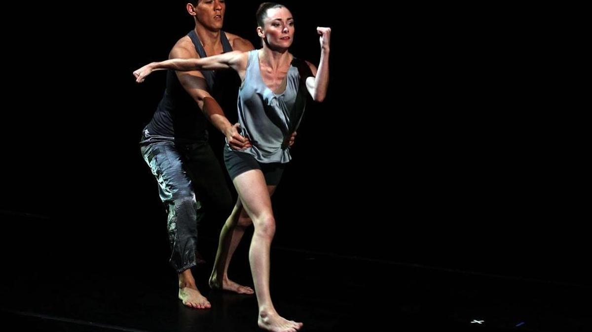 Dance Now! Miami en ‘Strings of Goodbye’.