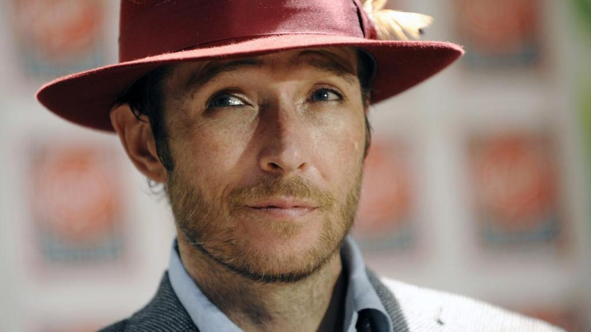 El cantante Scott Weiland, ex vocalista de Stone Temple Pilots, en una foto el 24 de noviembre de 2008. Weiland falleció el viernes.