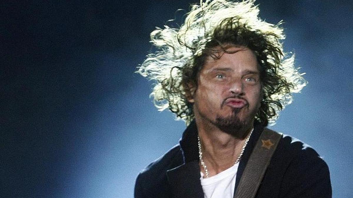 Foto de archivo del músico estadounidense Chris Cornell, de la banda Soundgarden, durante una actuación en el festival Lollapalooza Chile 2014 en Santiago de Chile (Chile) el 30 de marzo de 2014.