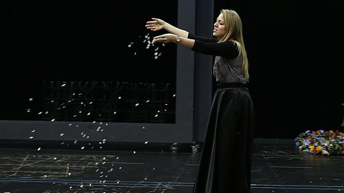 Florida Grand Opera acaba de anunciar su octogésima temporada con cuatro títulos en diferentes salas entre ellos estará la soprano Elizabeth Caballero. En la foto, ópera “Before Night Falls” basada en la novela de Reynaldo Arenas en el 2017.