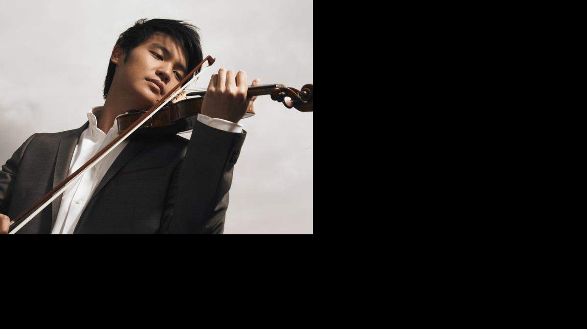 
El joven virtuoso Chen quien siempre deslumbra al público por su pulida técnica y su sincera empatía.
