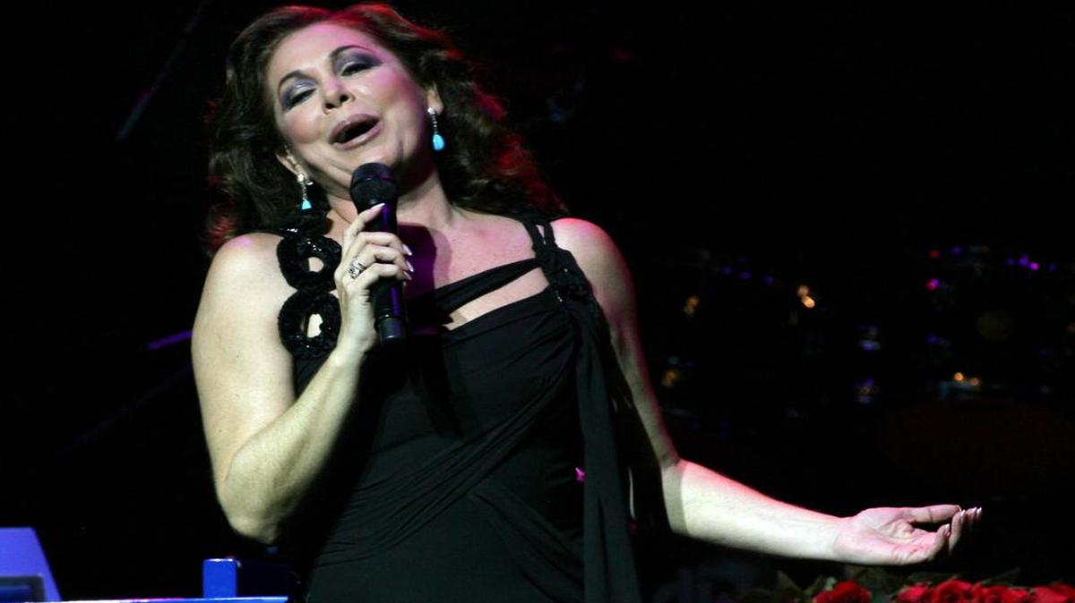 Isabel Pantoja en un concierto en Miami en 2010.