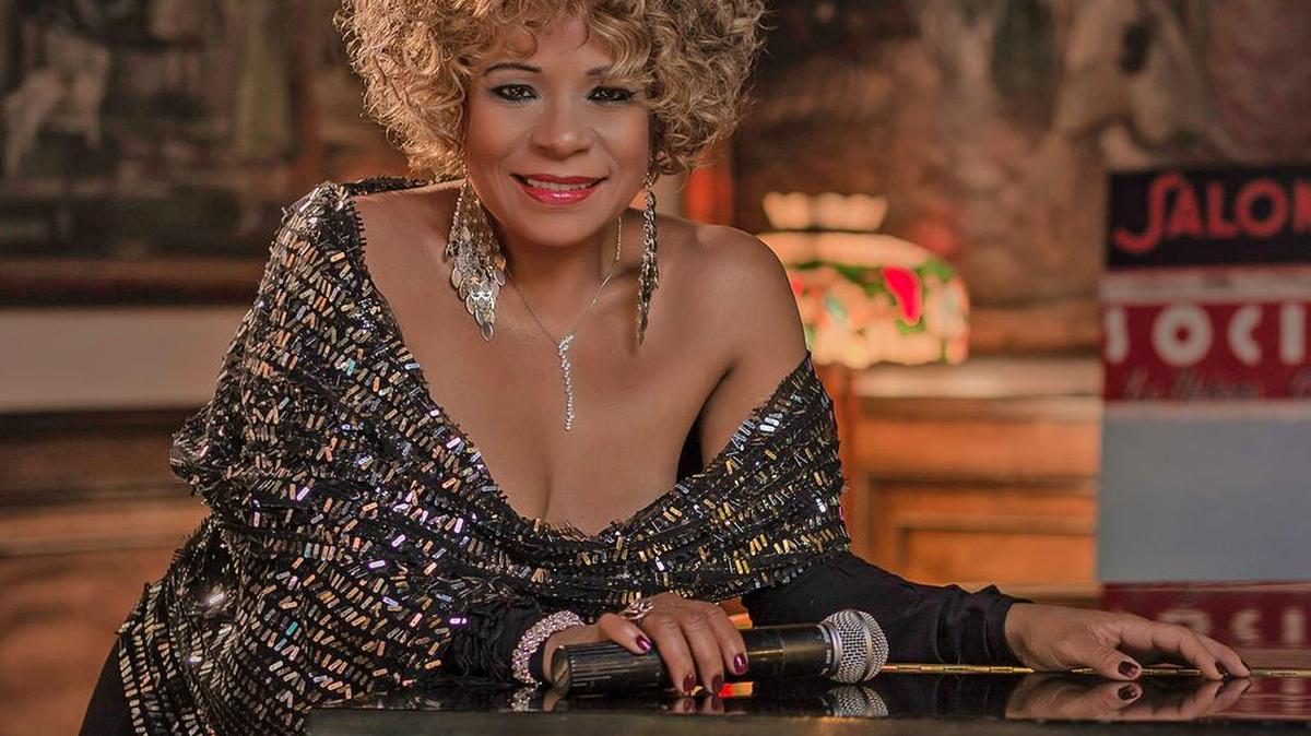 La cantante Lourdes Nuviola.