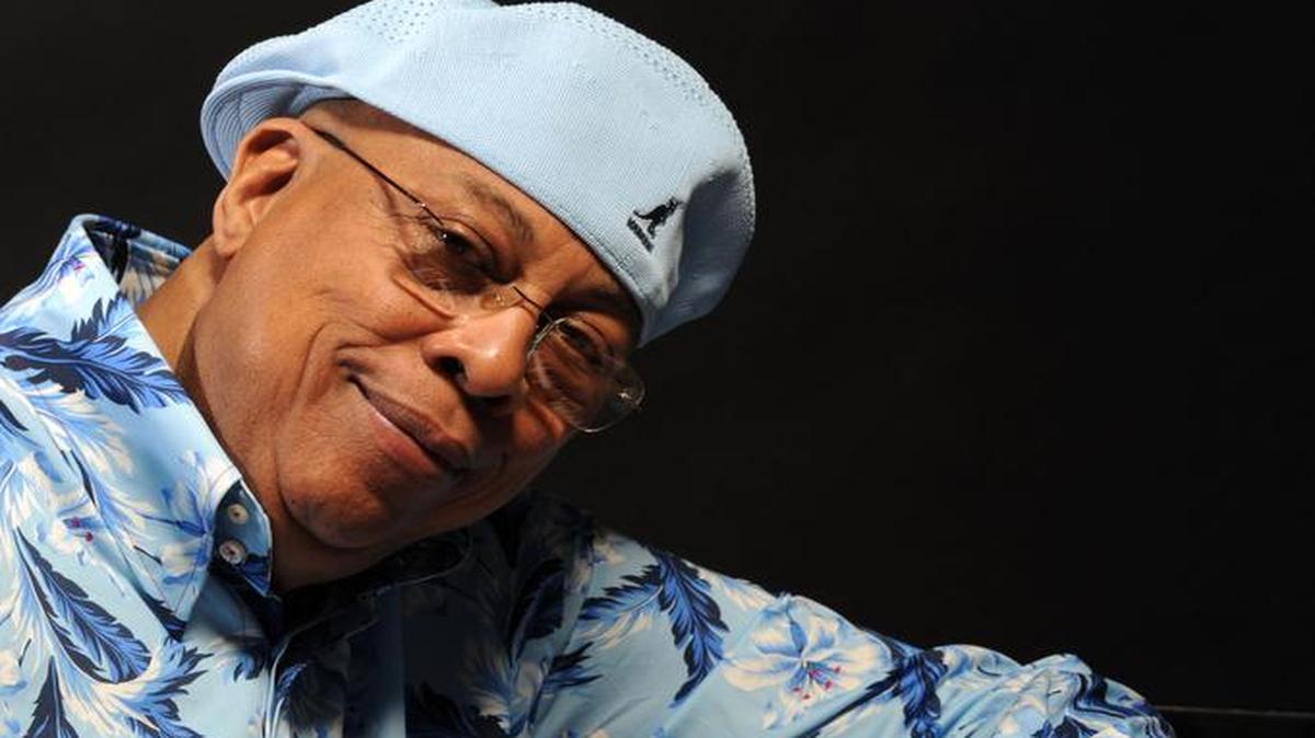El pianista cubano Chucho Valdés lideró hace más de 40 años un grupo de “grandes estrellas” para fundar la banda de latin jazz Irakere en La Habana.