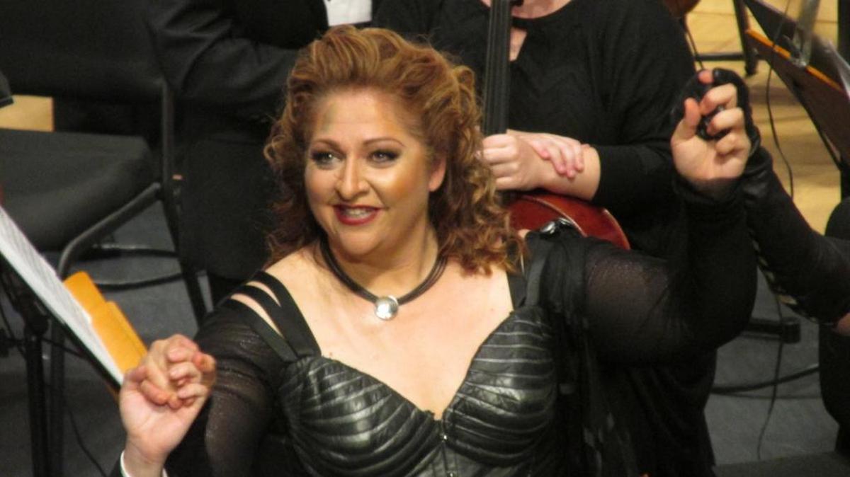 Christine Goerke muestra su satisfacción ante la calurosa acogida del público.
