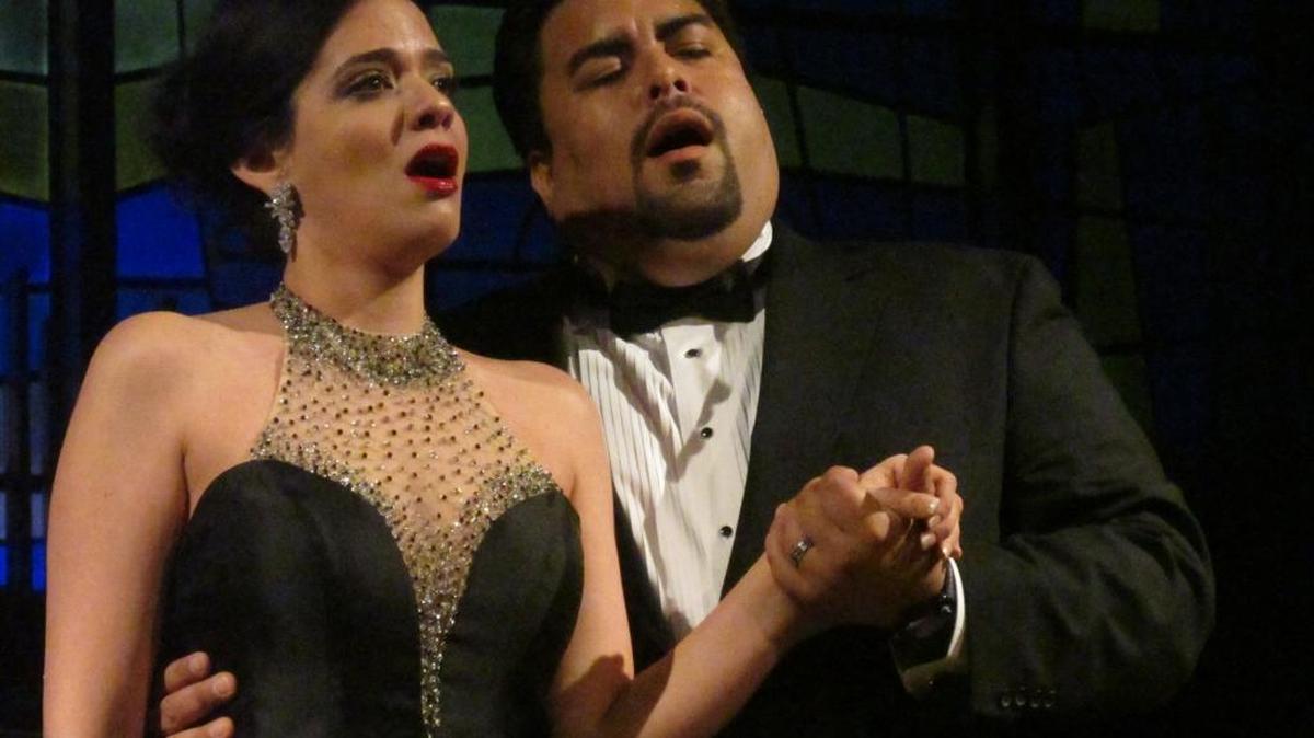 La soprano María Aleida y el tenor Ray González se lucieron en un programa dedicado al amor.