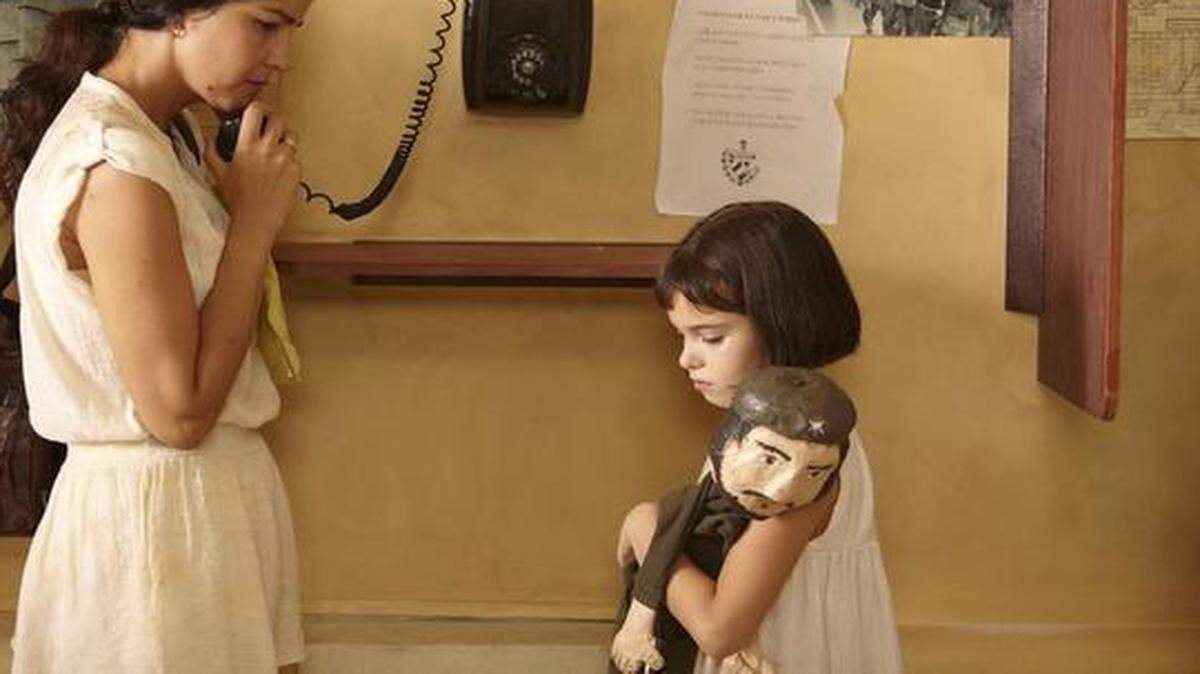 
Yoima Valdés y Rachel Mojena comparten estelares en la película ‘Todos se van’.
