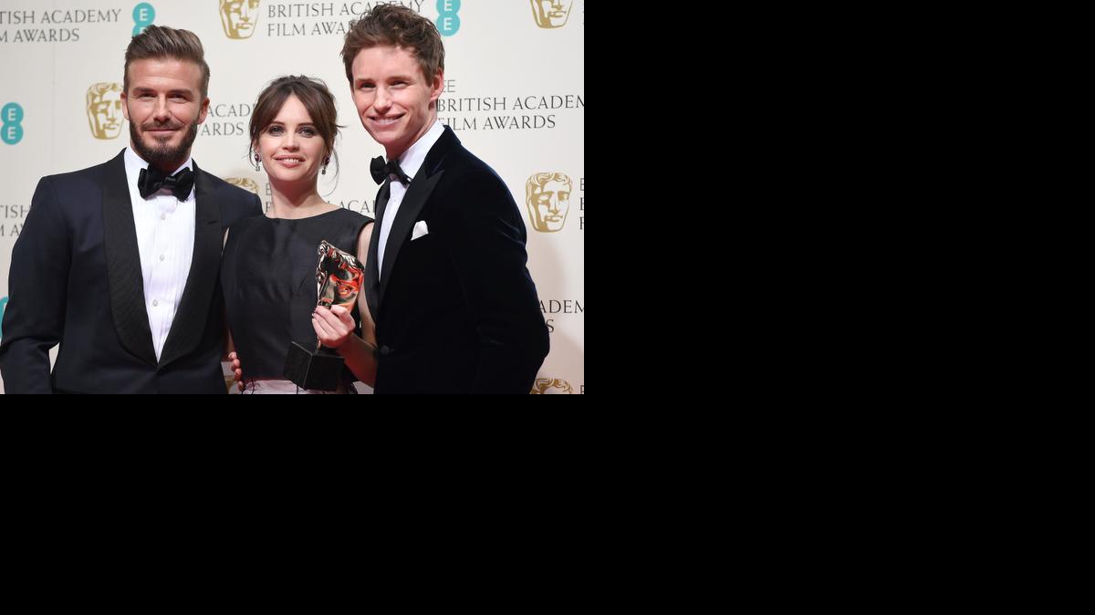 
Los actores llegan a la alfombra roja para la Ceremonia de Entrega de los Premios BAFTA 2015 en el Royal Opera House de Londres, Inglaterra, el 08 de febrero de 2015. El acto es organizado por la Academia Británica de Cine y Televisión (BAFTA).
