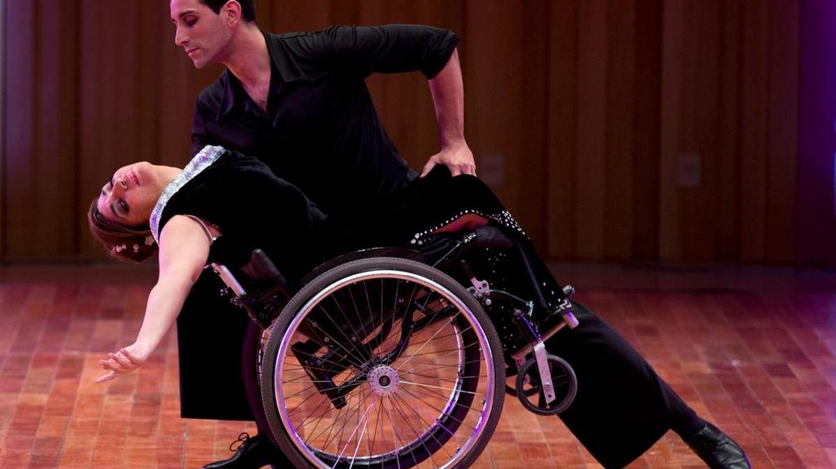 
El bailarín argentino Pablo Rafael Pereyra en pleno baile con su pareja Gabriela Fernanda Torres, en el Mundial de Tango en Buenos Aires, Argentina, el viernes.
