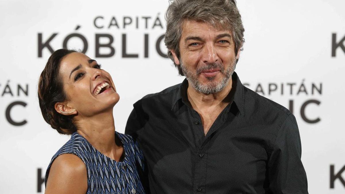 Los actores Ricardo Darín e Inma Cuesta son los protagonistas de "Capitán Kóblic", película centrada en uno de los episodios más oscuros de la dictadura argentina, los llamados vuelos de la muerte, que hoy se ha presentado en Madrid.