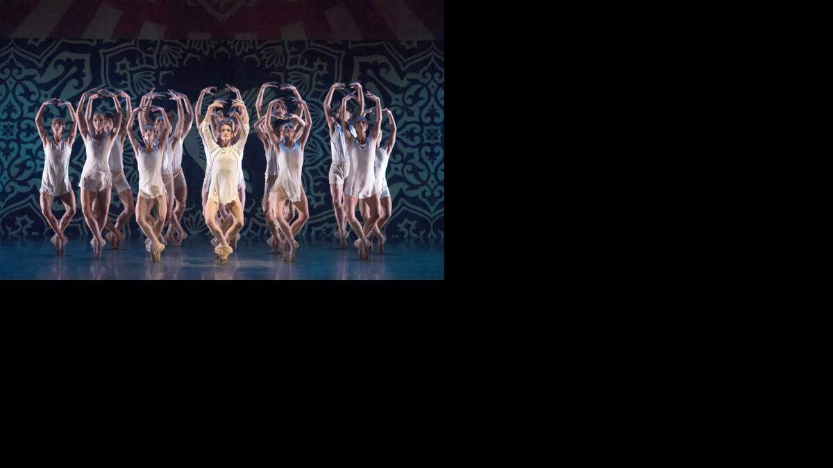 
MCB estrenó con éxito ‘Heatscape’, de Justin Peck.
