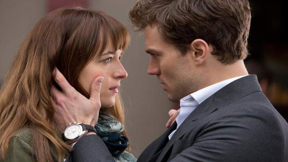 
Dakota Johnson y Jamie Dornan en ‘Fifty Shades of Grey’. 
