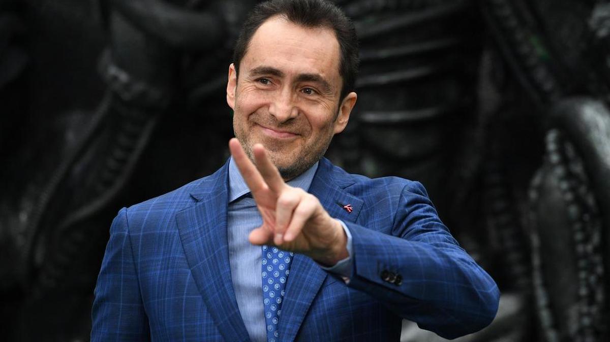 El actor mexicano Demian Bichir posa a su llegada al estreno de la película “Alien: Covenant”, el jueves 4 de mayo de 2017, en Londres, Reino Unido. La película se estrenará en cine el 12 de mayo.