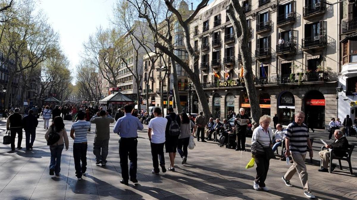 Vista de Las Ramblas de Barcelona, ciudad que estrenó el primer burdel con muñecas de apariencia real en lugar de prostitutas.