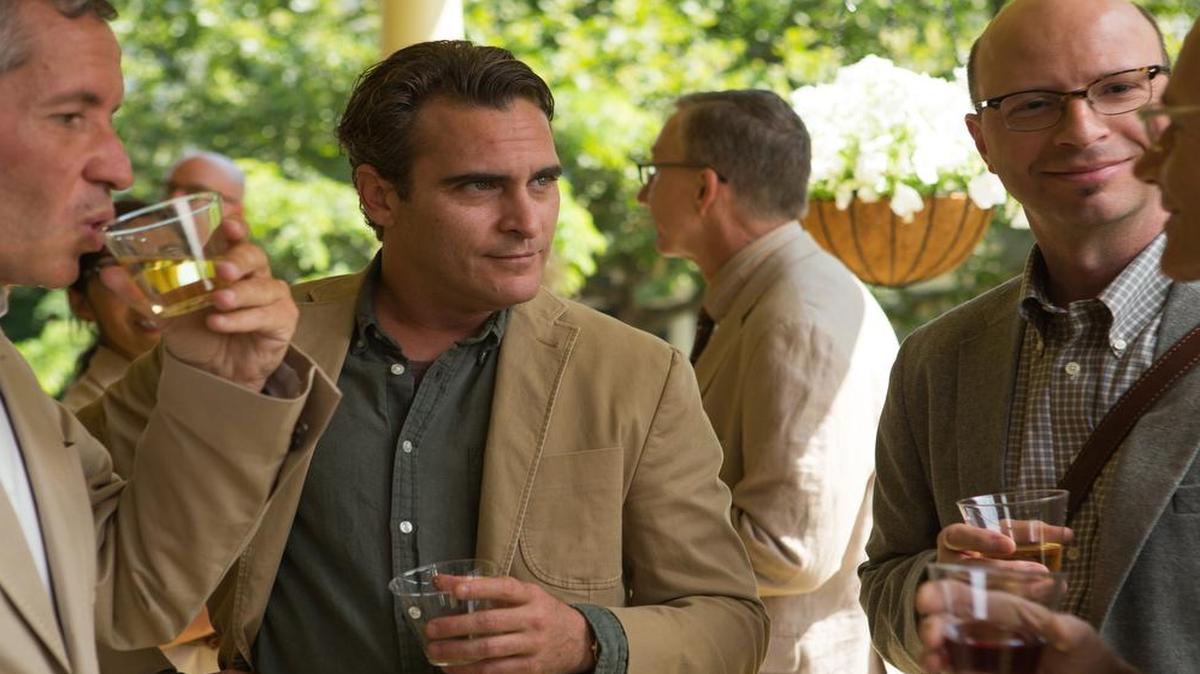 
Joaquin Phoenix (centro) en ‘Irrational Man’, dirigida por Woody Allen.
