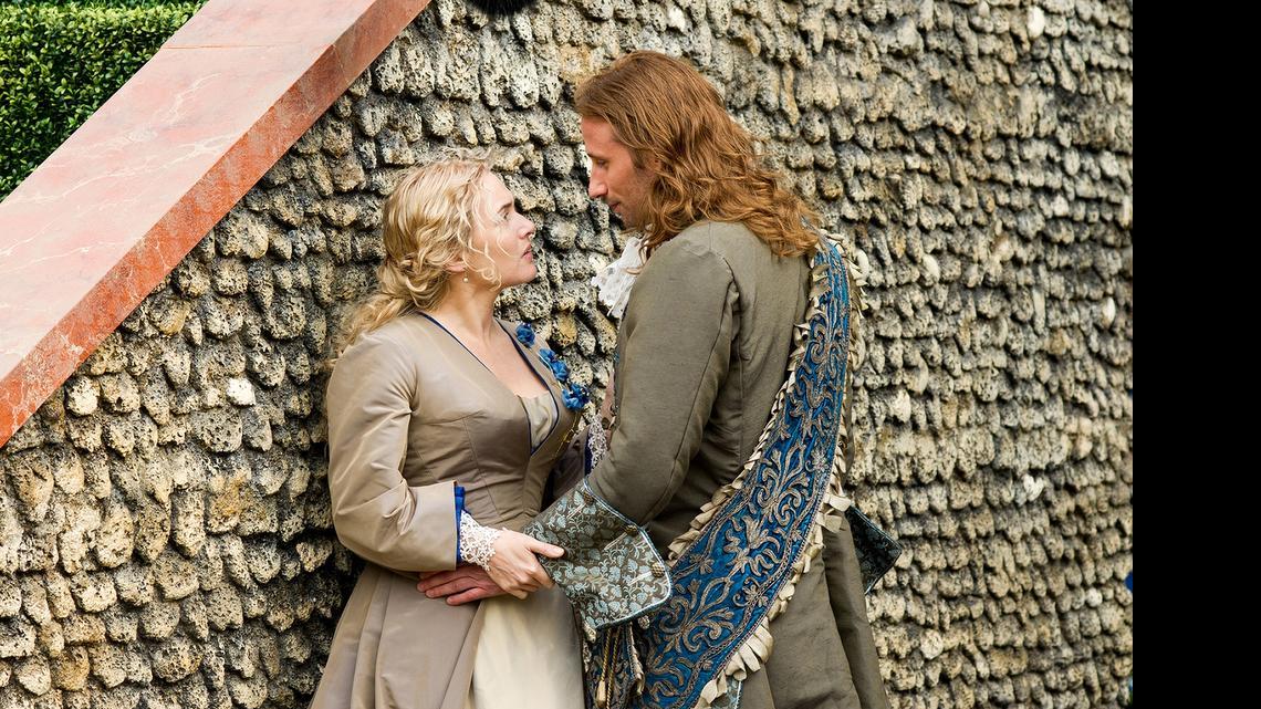 
Kate Winslet y Matthias Schoenaerts en ‘A Little Chaos’, dirigido por Alan Rickman.
