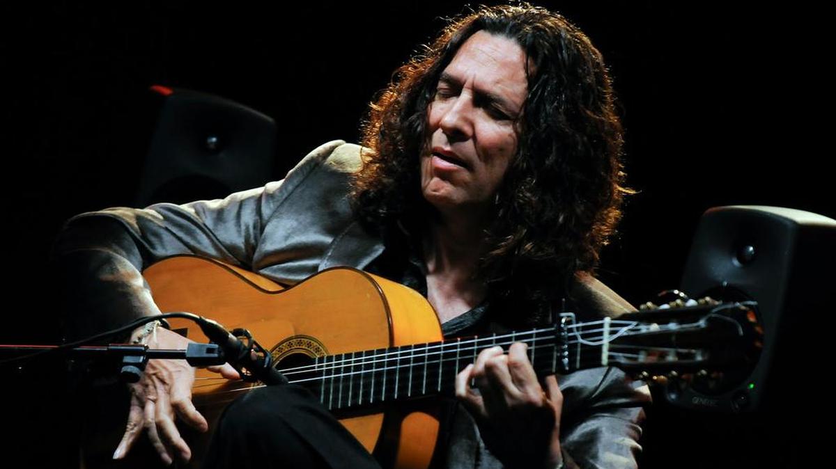 Tomatito, una de las grandes leyendas del flamenco, se presenta este viernes a las 8 p.m. en el Olympia Theater.