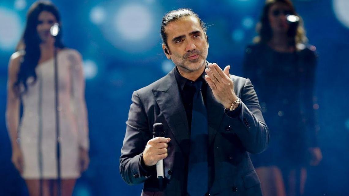 Alejandro Fernández 