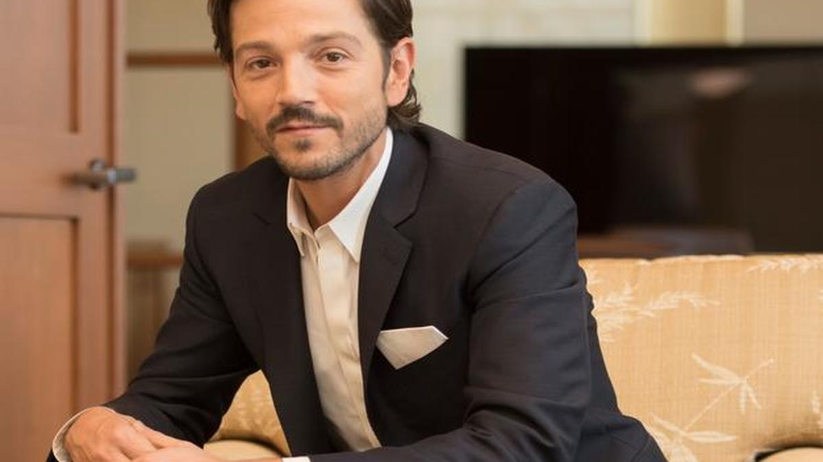 El actor mexicano Diego Luna actuará en una película dirigida por Woody Allen.