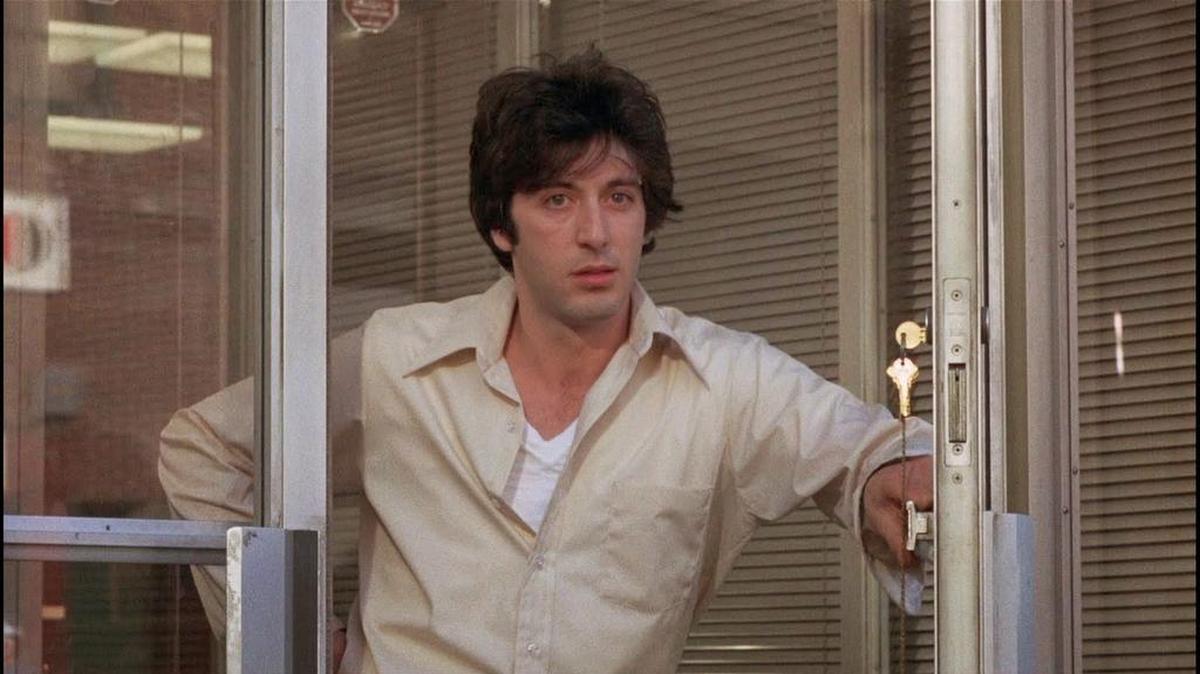 Al Pacino en una escena de Dog Day Afternoon (1975).