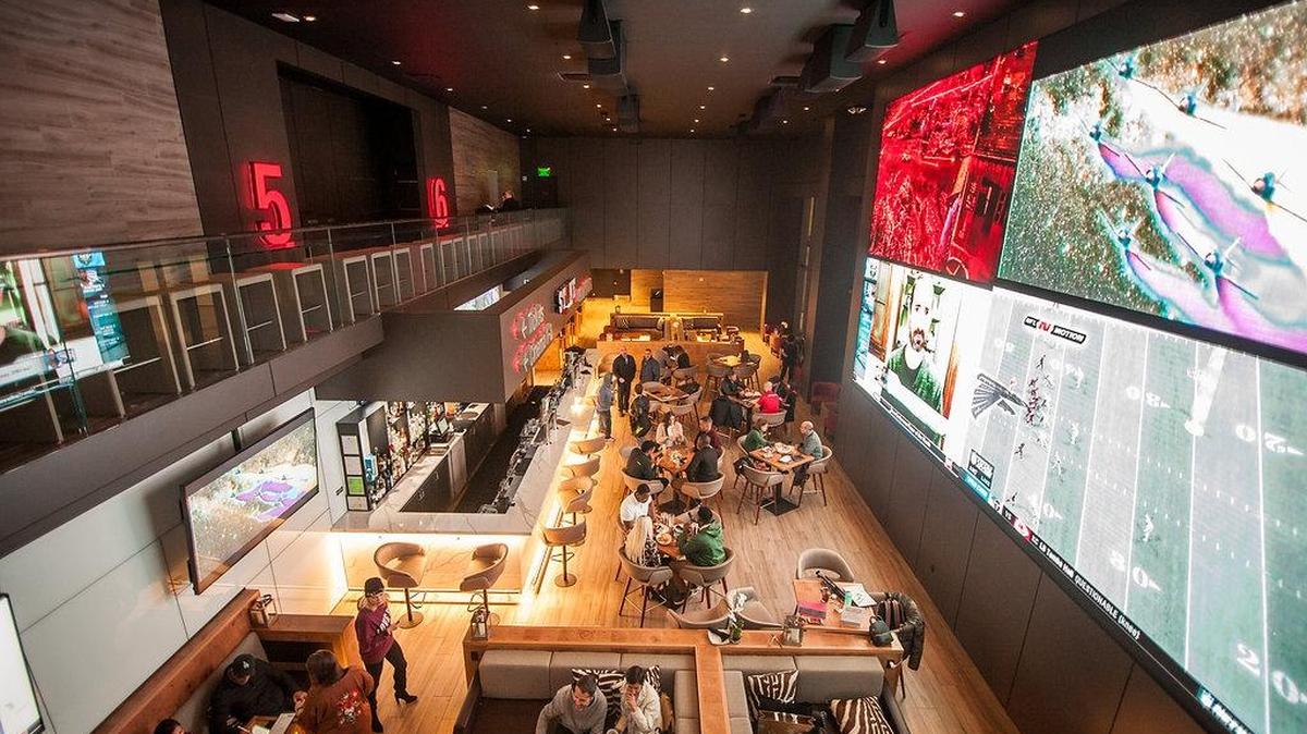 The Brickell City Centre CMX cinema includes a Stone Sports Bar as one of its high-end amenities.