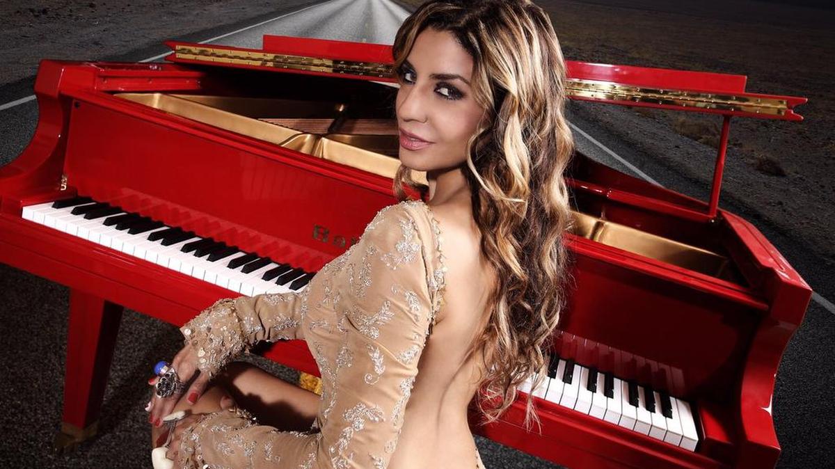 Lena Burke hará un paréntesis de las presentaciones que viene realizando junto a Franco de Vita, para cantar este sábado en el concierto especial que organizará el Café Hoy como Ayer en el Miami Dade County Auditorium.