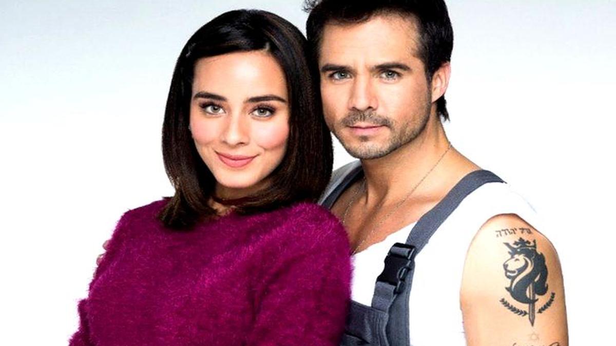Esmeralda Pimentel y José Ron.