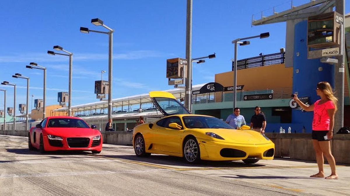 Miami Exotic Auto Racing te ofrece la oportunidad de conducir un Lamborghini Gallardo, un Ferrari F430 o un Audi R8.