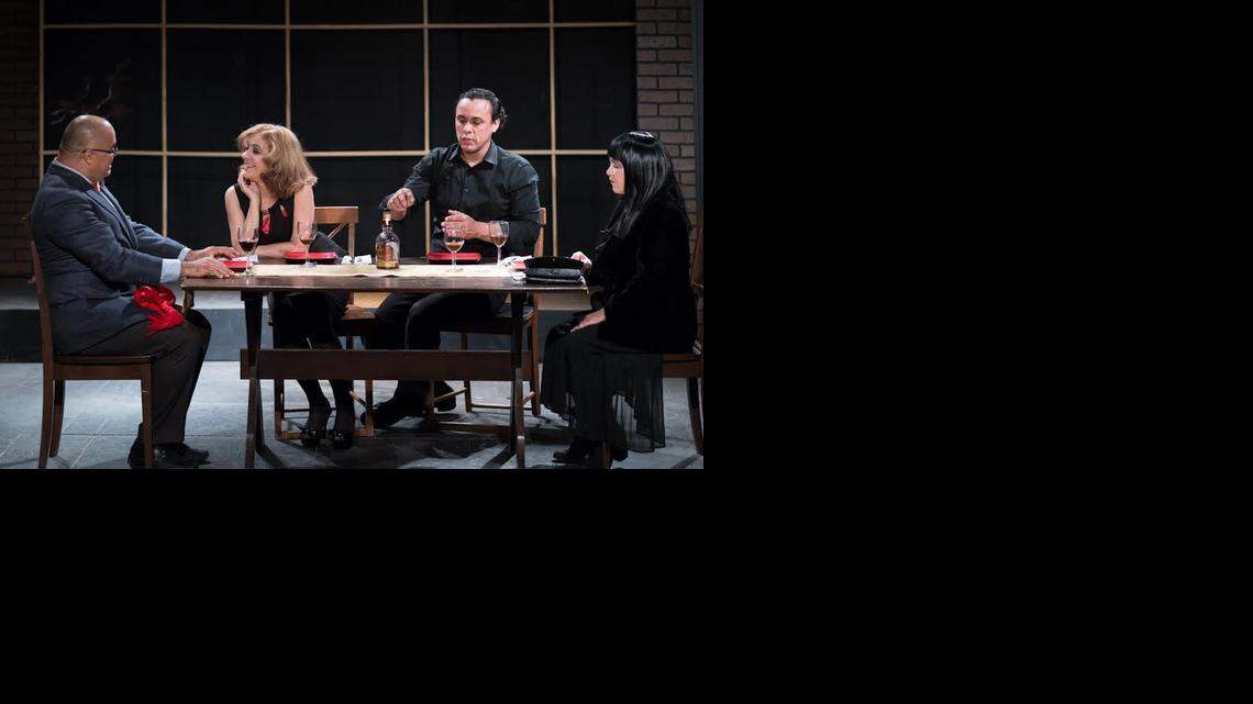 
Elenco de ‘Strip Poker’: De izq. a der. : Christian Ocón, Yvonne López Arenal, Isaniel Rojas y Miriam Bermúdez.
