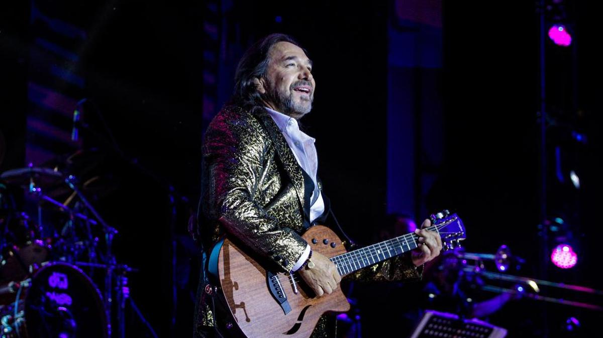 Marco Antonio Solís en el concierto del pasado viernes 18 de agosto, en el Sprint Center de Kansas City.