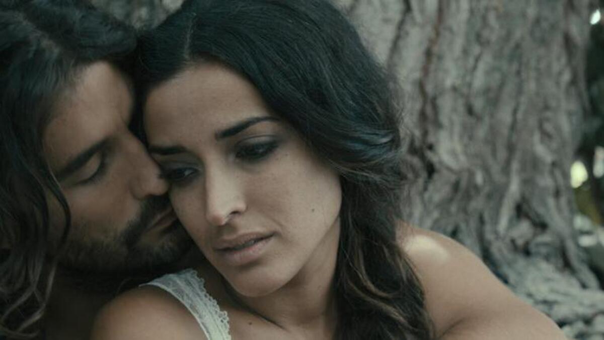 Álex García e Inma Cuesta en una escena de ‘La novia”