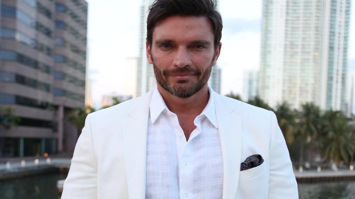 Julián Gil