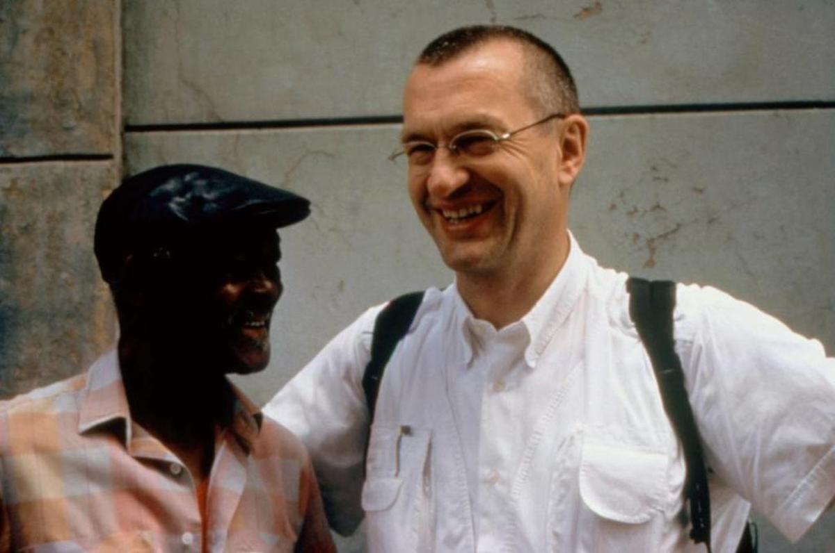 Ibrahim Ferrer and Wim Wenders during the filming of ‘Buena Vista Social Club’ (1999).