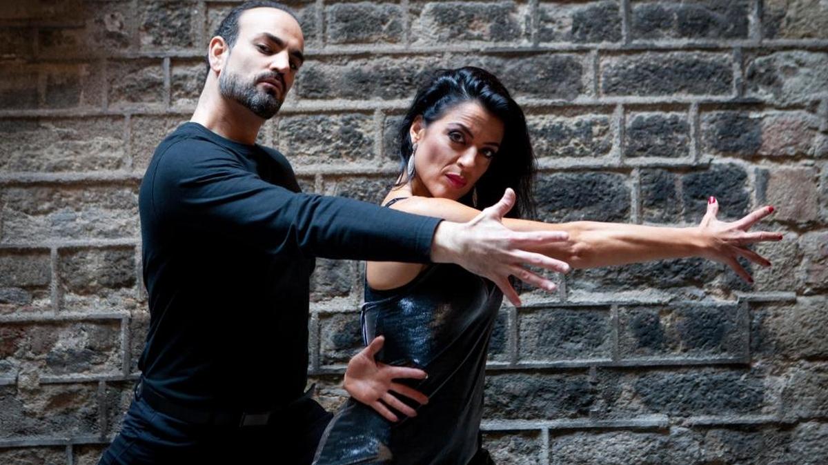 Francisco Hidalgo y Anabel Moreno comparten los roles principales en ‘Binomio’.