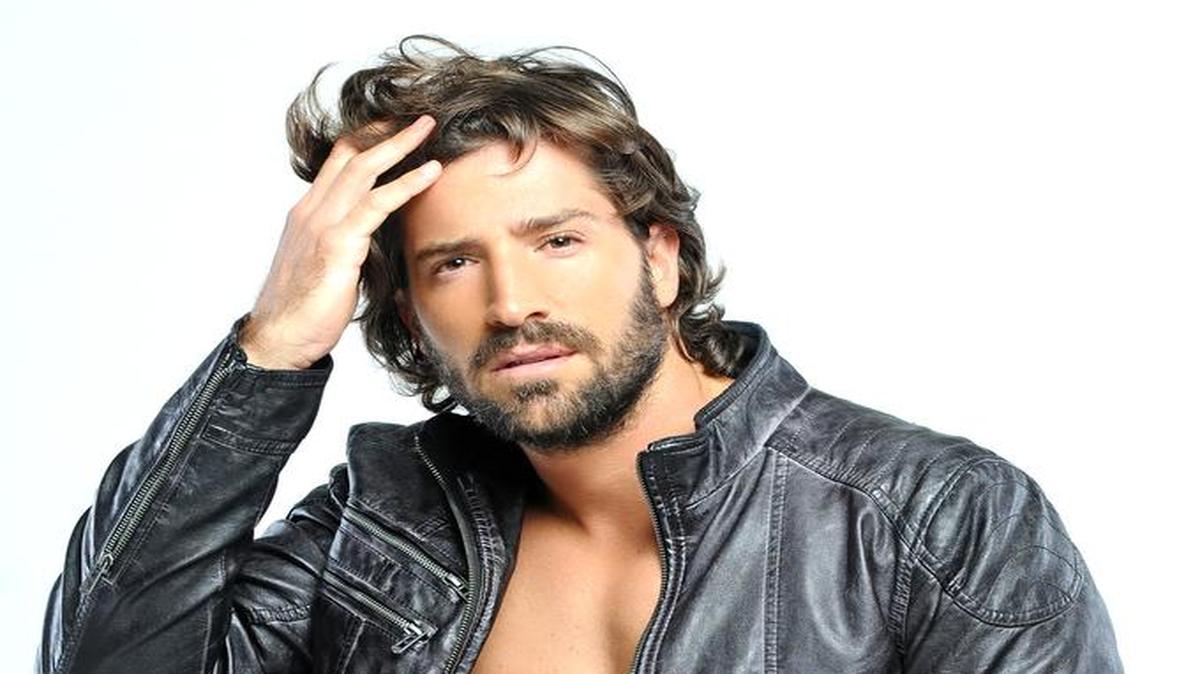 David Chocarro, uno de los actores más cotizados de Telemundo, quien se ha convertido en un energético empresario.