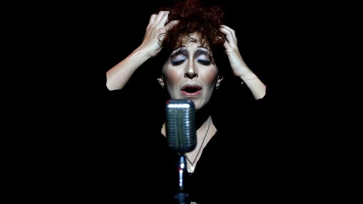 La actriz y cantante venezolana Mariaca Semprún cantará 18 temas que dieron la vuelta al mundo en la voz de la Piaf.