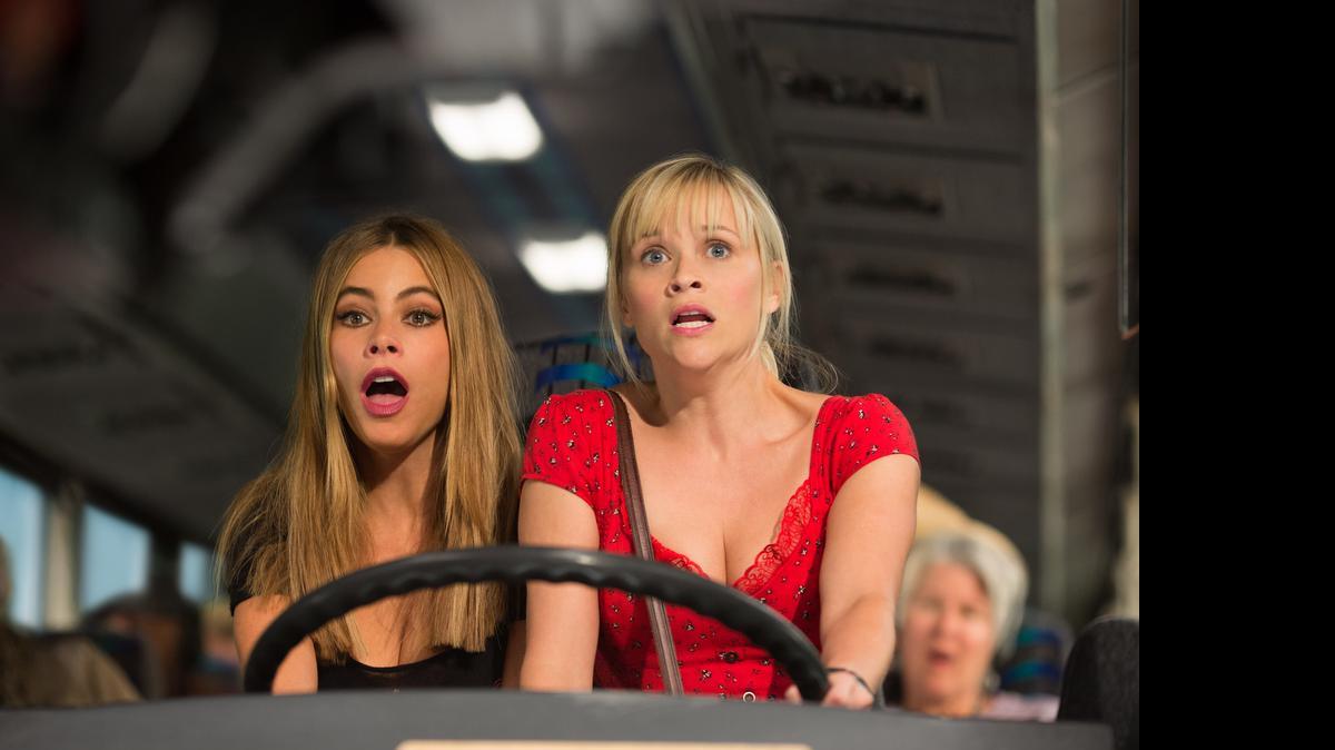 
Sofía Vergara y Reese Witherspoon tienen una química explosiva en la comedia ‘Hot Pursuit’.
