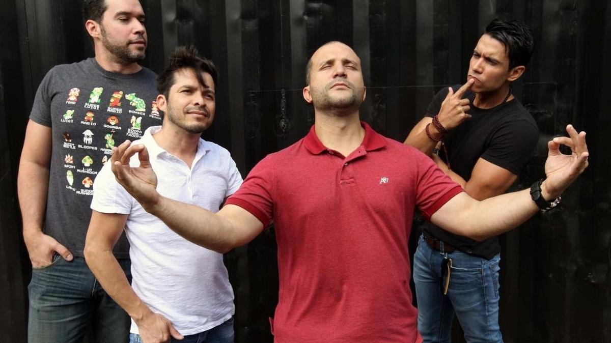 Elenco de ‘Terapia de choque’: (desde la izq.) Miguel Augusto Rodríguez, Ember Villegas, César Román y Arturo de los Ríos.