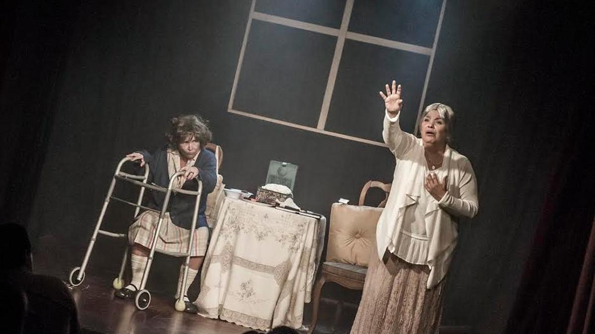 Noris Yoffre y Adela Romero comparten protagónicos en la tragicomedia ‘Viejaschochas’.