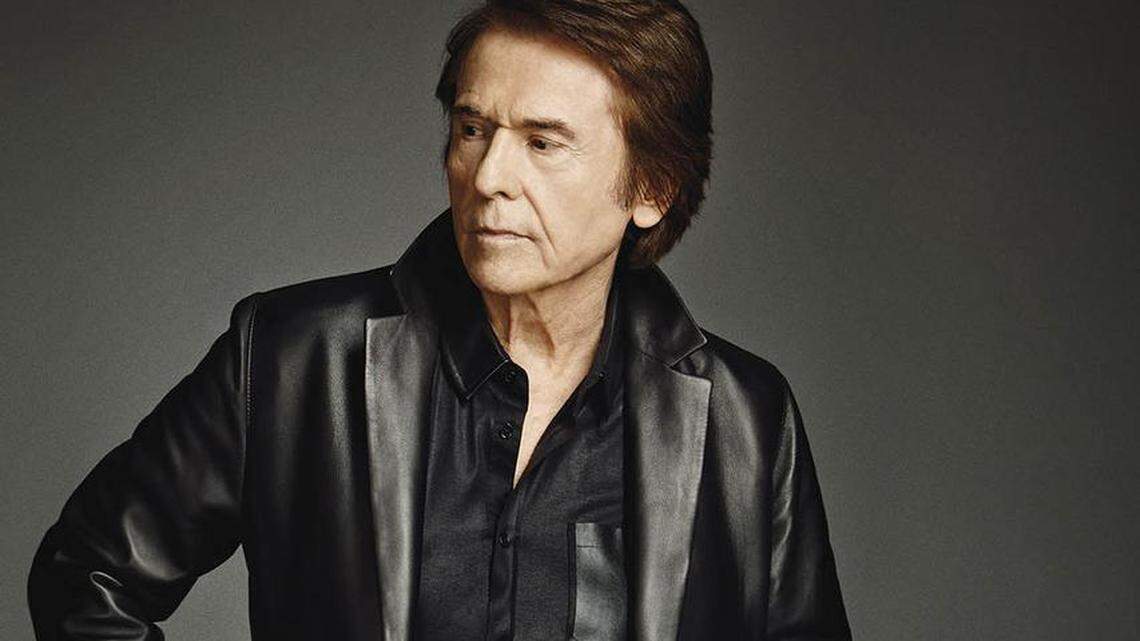 Raphael, “El ruiseñor de Linares”, se presentará en Miami como parte de su nueva gira llamada Loco por cantar.