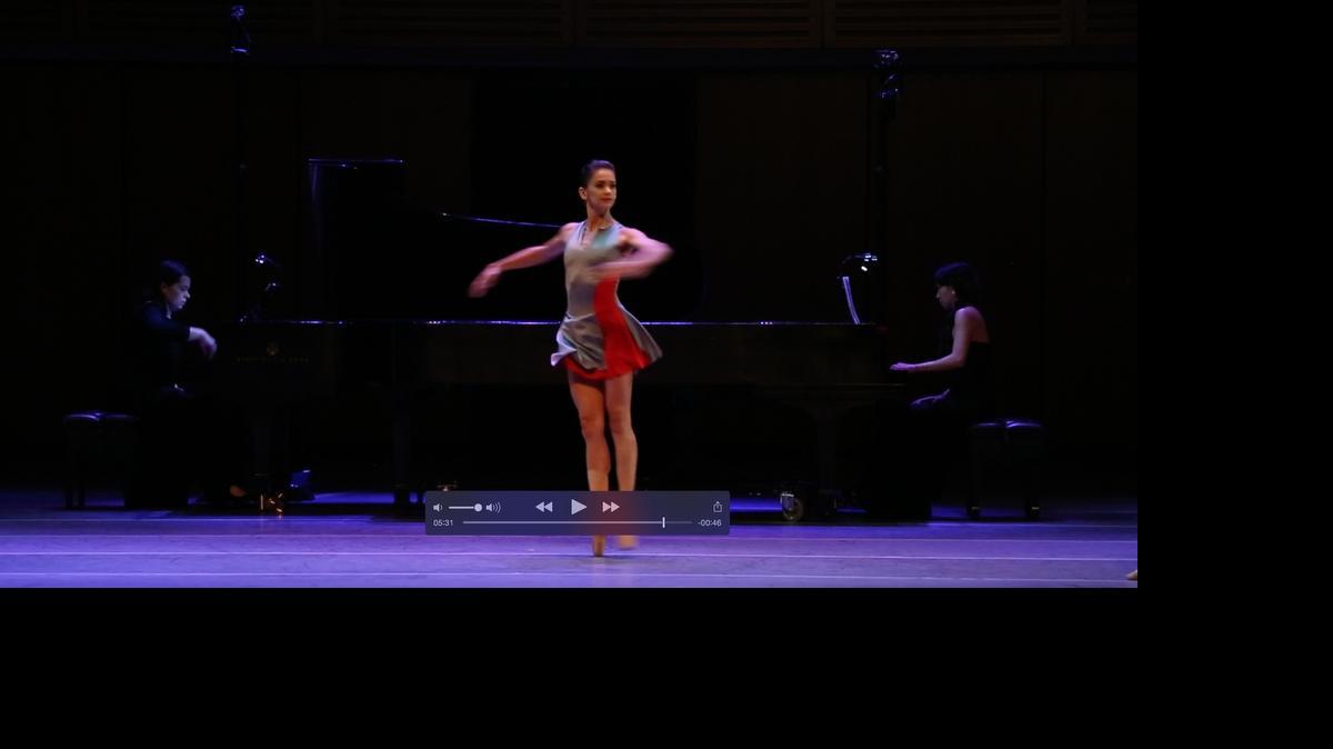 
Bailarines del Miami City Ballet participaron en el cierre del Mainly Mozart Festival en el Arsht Center con una coreografía de Adriana Pierce.
